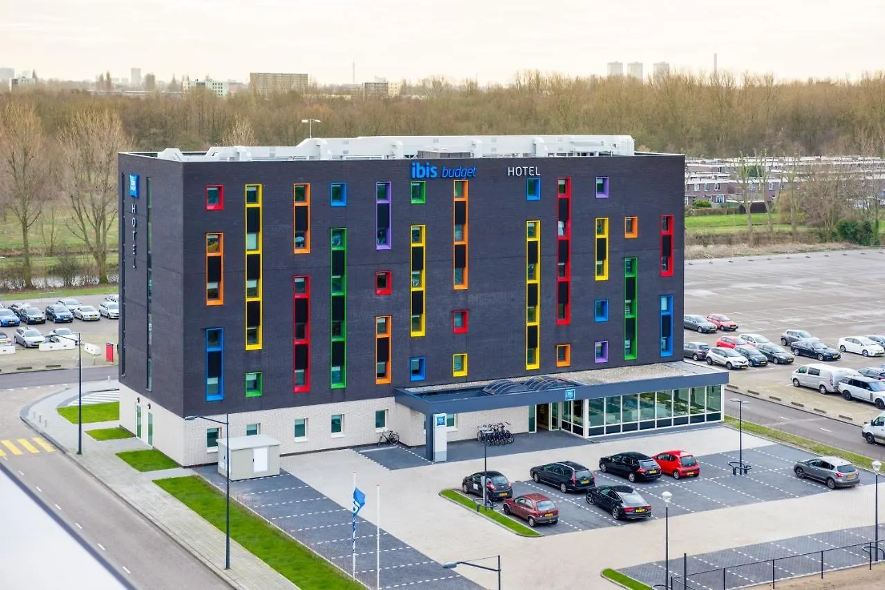 Ibis Budget Rotterdam The Hague Airport 2*,
