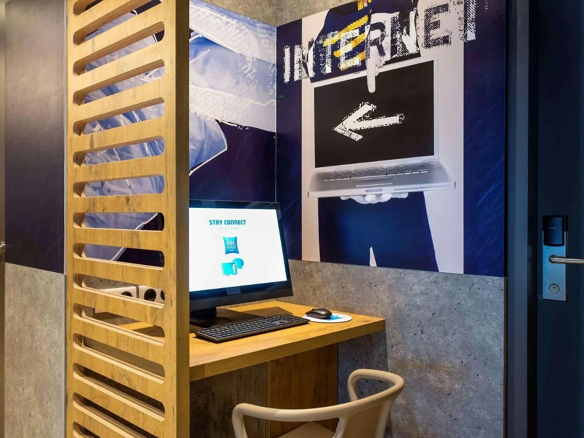 Ibis Budget Rotterdam The Hague Airport 2*,  Hollandia